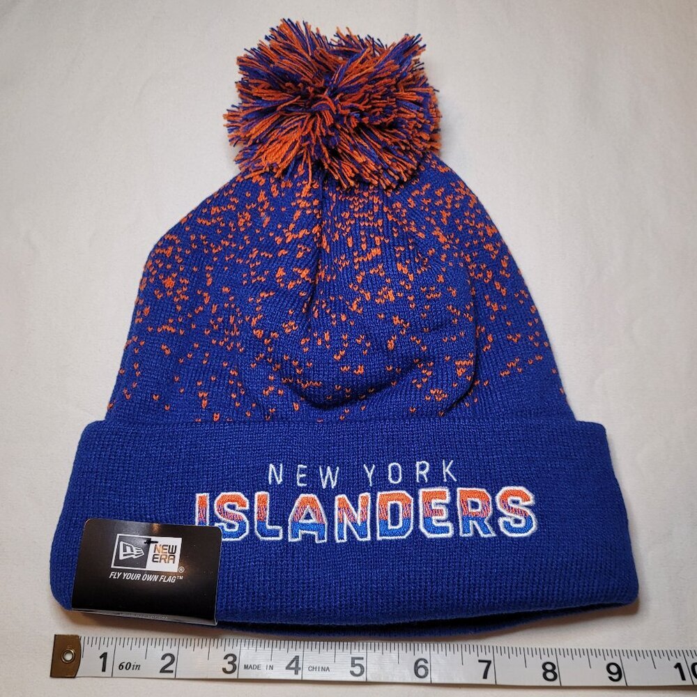 New York Islanders Beanie New Era Cuffed Knit Hat Pom NWT Hockey NHL - Picture 7 of 8